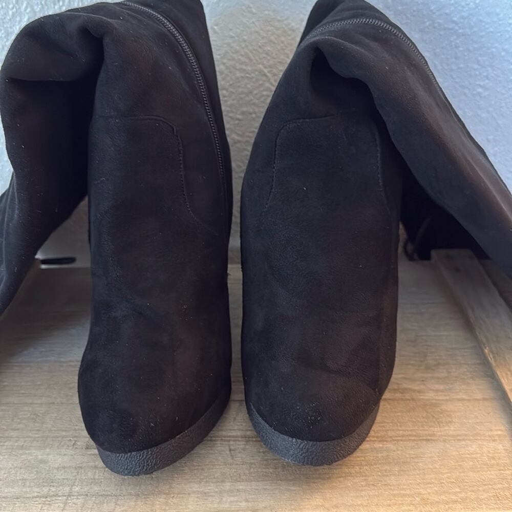 Lane Bryant Sleek Black Over the Knee Boots 
Size 7 Wide